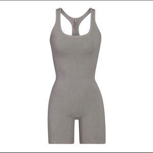 SKIMS OUTDOOR MID THIGH BODYSUIT